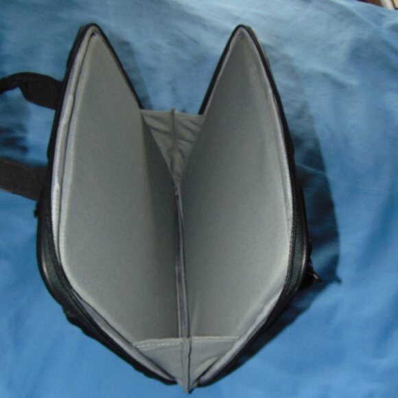 ZERO HALLIBURTON PADDED CASE WITH SHOULDER STRAP - Picture 7 of 7